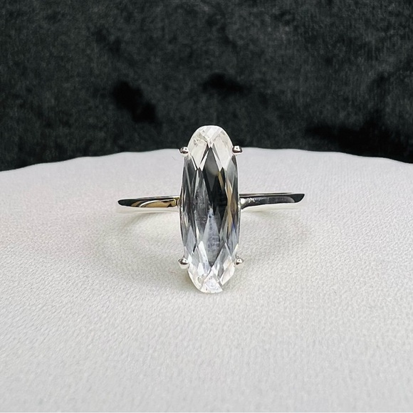 Sterling Silver Swarovski Crystal Ring - Picture 1 of 6